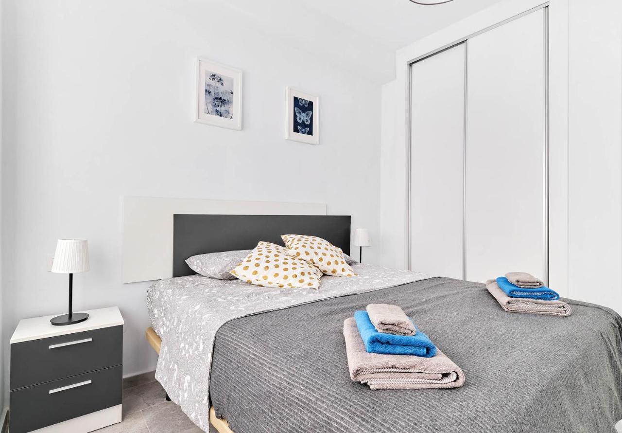 Sunny Terrace Apartment - La Zenia Beach Dehesa de Campoamor  Dış mekan fotoğraf